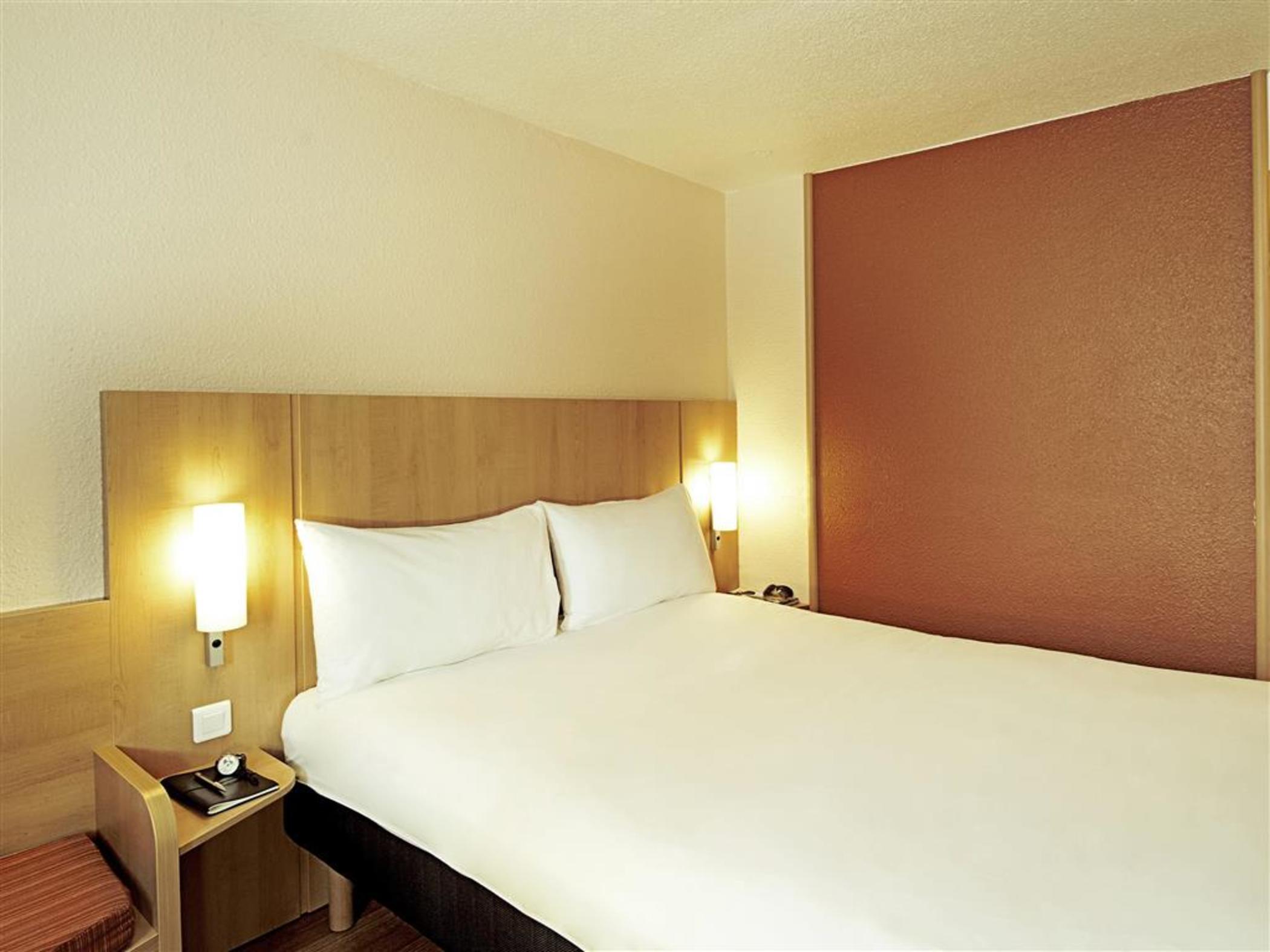 Ibis Madrid Calle Alcalá Exterior foto
