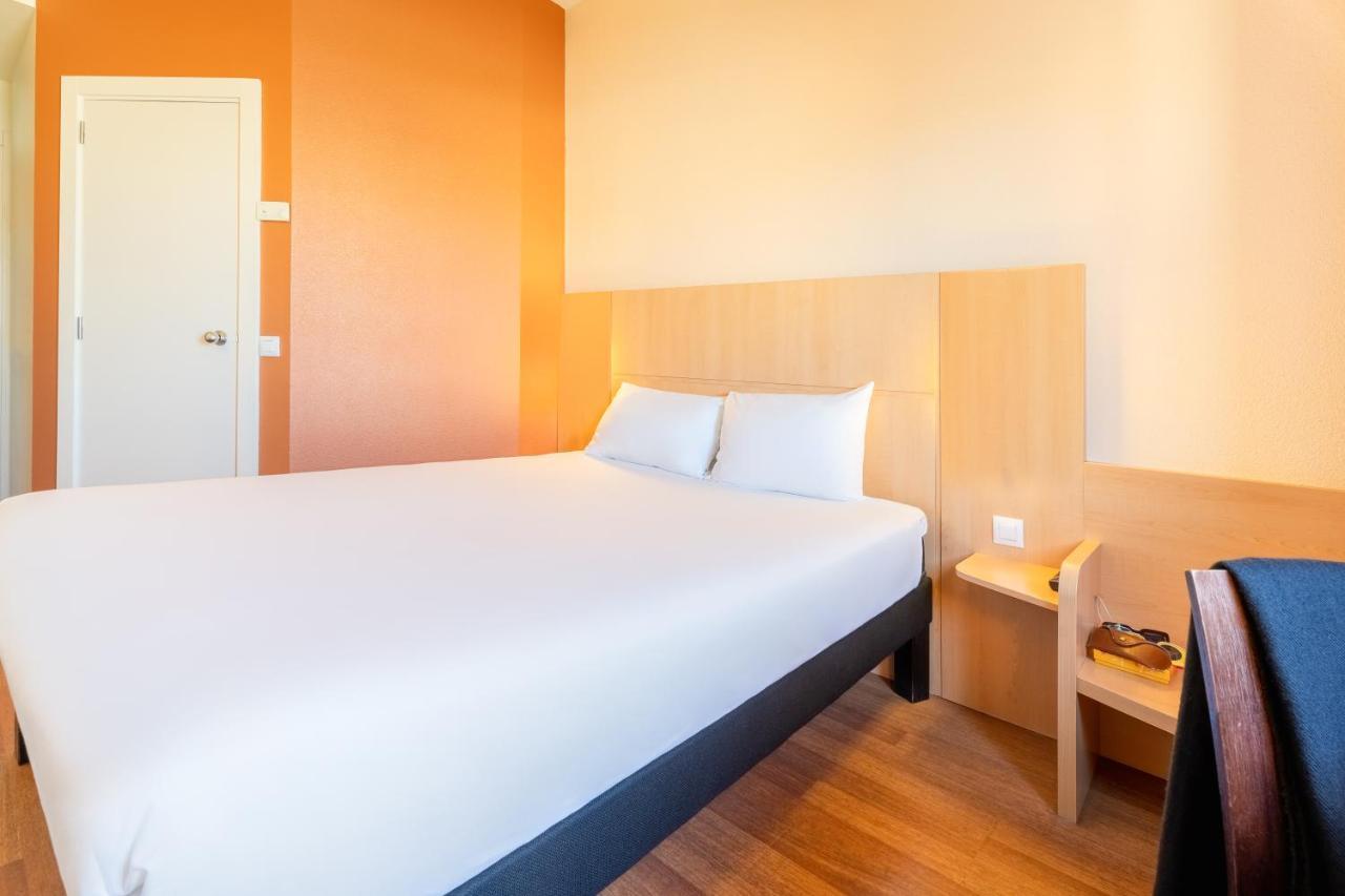 Ibis Madrid Calle Alcalá Exterior foto